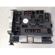 BOITE A FUSIBLES CITROEN C5 2001-2004