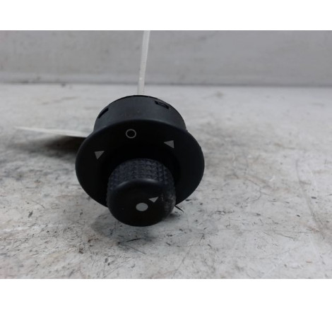 COMMANDE RETROVISSEUR EXT ELECTRIQUE