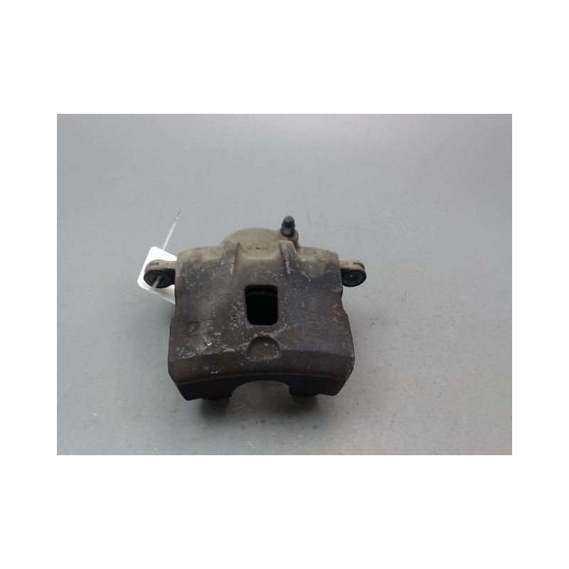 ETRIER DE FREIN AVANT GAUCHE HYUNDAI TUCSON BREAK I 2004-2010