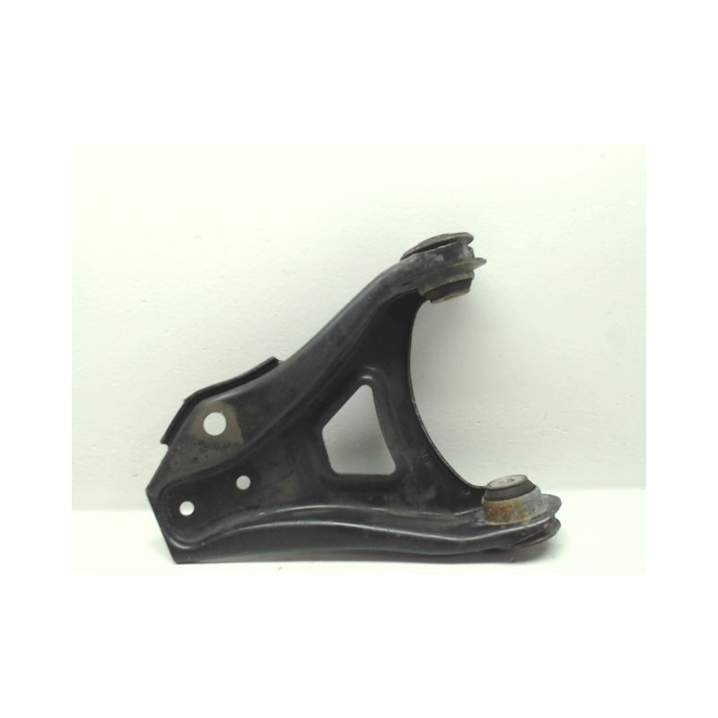 TRIANGLE INFERIEUR AVANT DROIT RENAULT CLIO