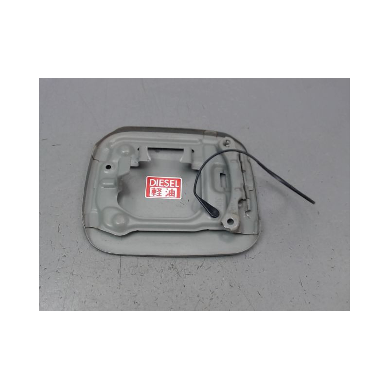 VOLET DE TRAPPE CARBURANT TOYOTA COROLLA VERSO 2002-2004