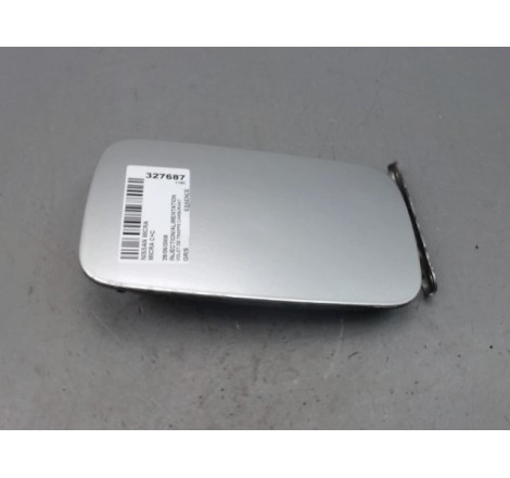 VOLET DE TRAPPE CARBURANT