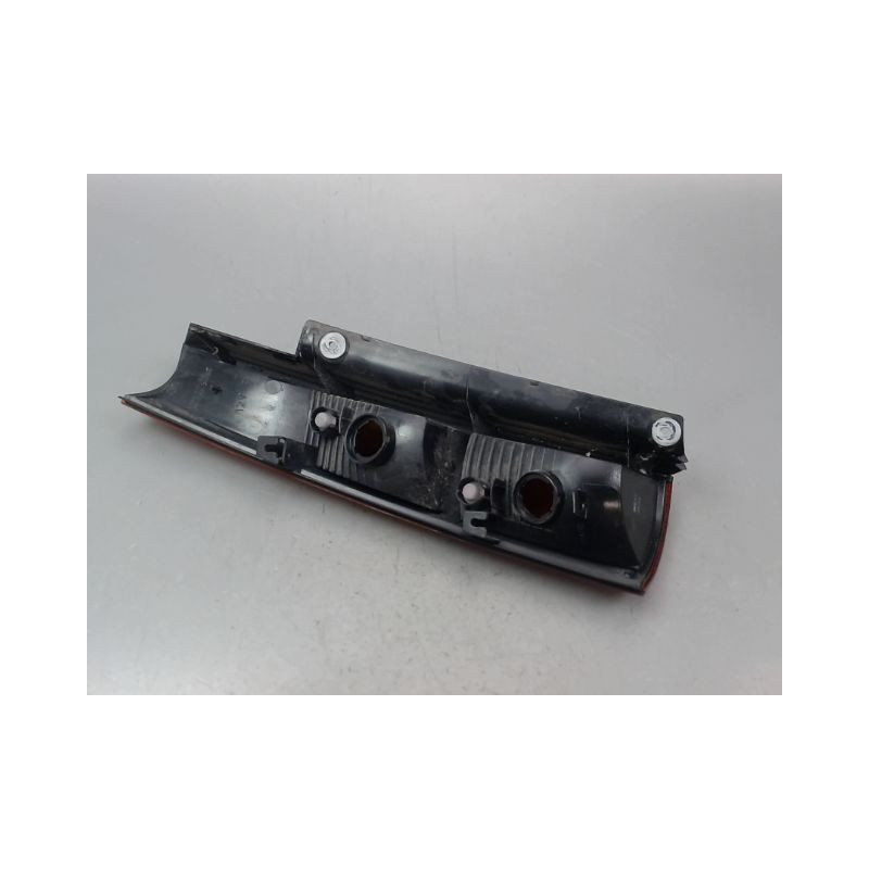 FEU ARRIERE DROIT SUZUKI IGNIS II 2003-2009