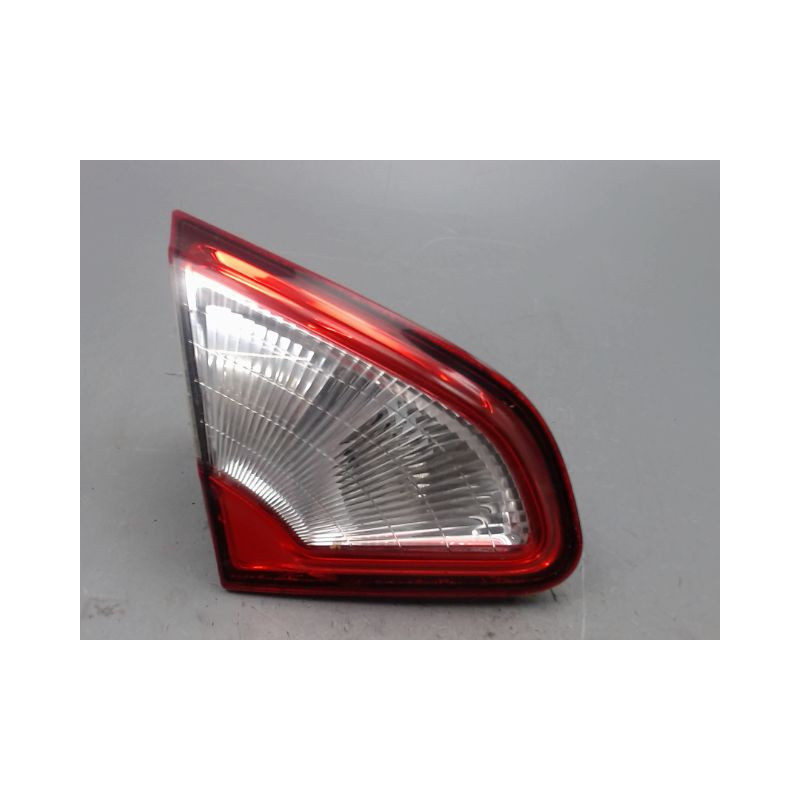 FEU ARRIERE INTERIEUR GAUCHE NISSAN QASHQAI BREAK I Phase 1 2007-2010