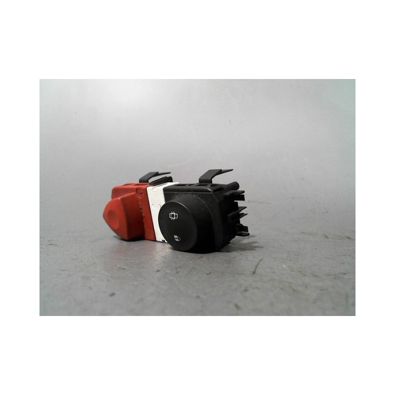 BOUTON DE WARNING RENAULT MEGANE