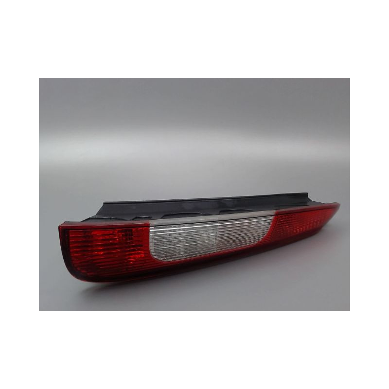 FEU ARRIERE DROIT FORD FOCUS CMAX MONOSP. I Phase 1 2003-2007