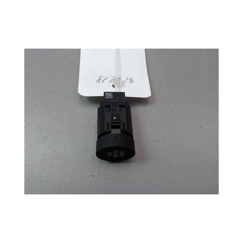 BOUTON DE DEMARRAGE RENAULT CAPTUR