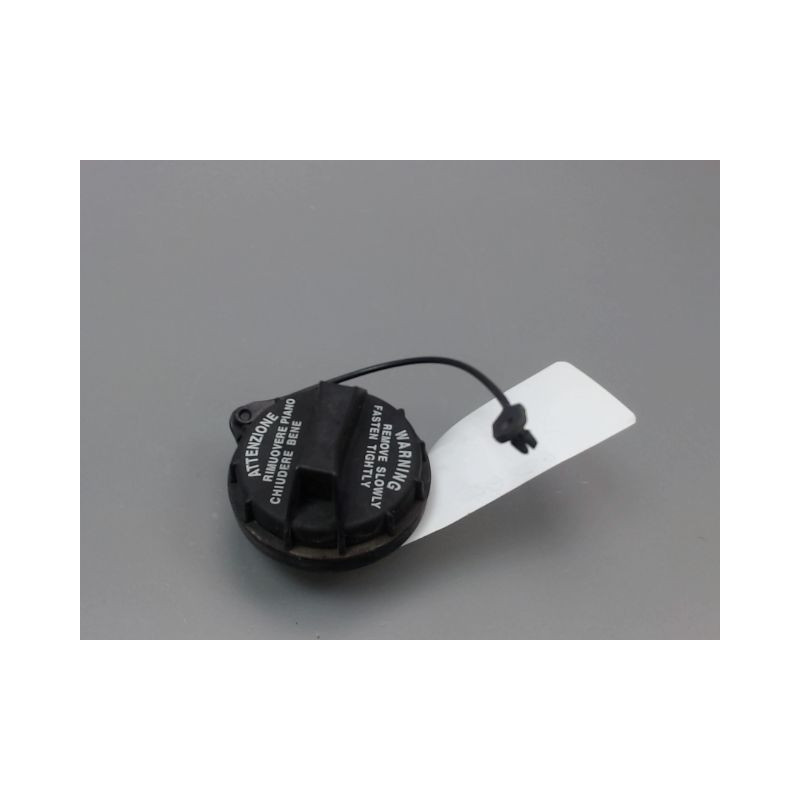 BOUCHON RESERVOIR A CARBURANT KIA RIO 2005-
