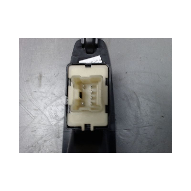 COMMANDE LEVE-GLACE PORTE ARD RENAULT ZOE