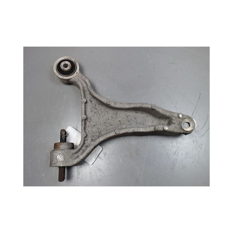 TRIANGLE INFERIEUR AVANT DROIT VOLVO XC70 2004-2007