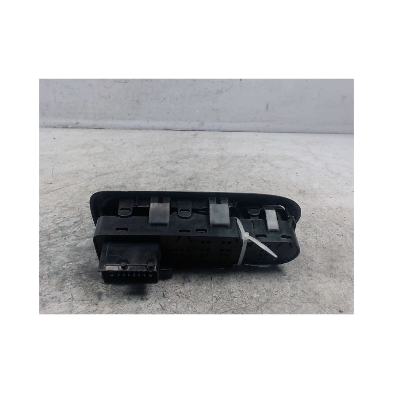 COMMANDE LEVE-GLACE PORTE AVG CITROEN C3 2009-