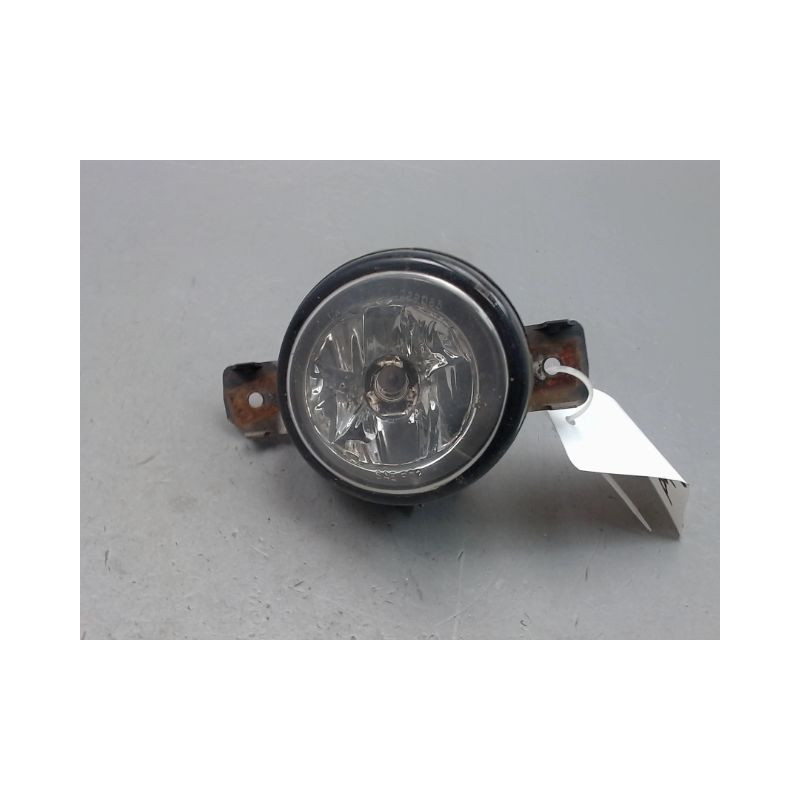 PHARE ANTIBROUILLARD AVANT DROIT NISSAN ALMERA 2002-