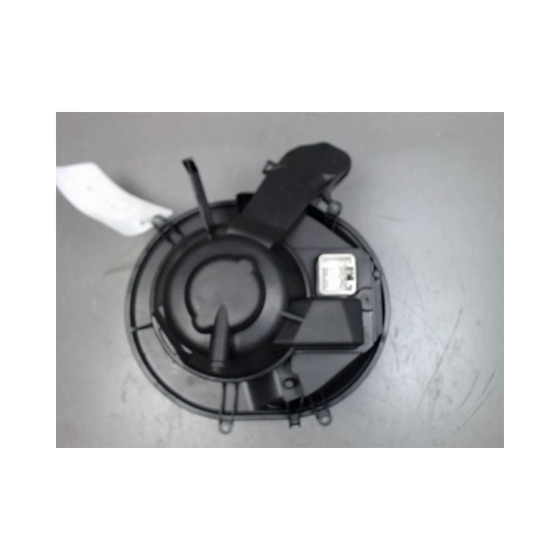 MOTEUR VENTILATEUR CHAUFFAGE VOLVO XC70 2004-2007