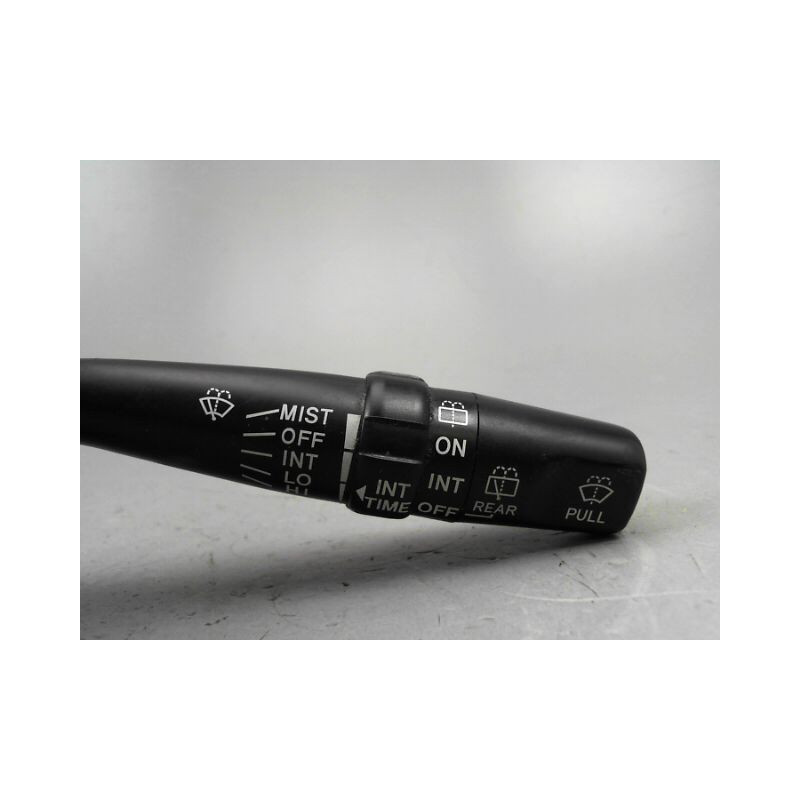 COMMANDE ESSUIE GLACE TOYOTA AVENSIS VERSO 04-06