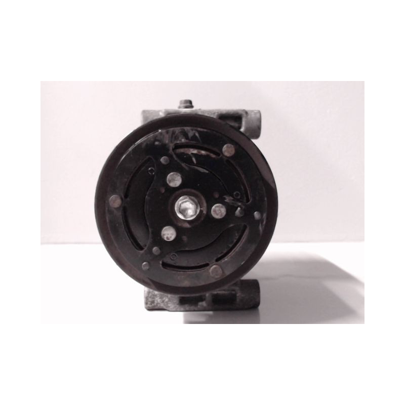 COMPRESSEUR AIR CONDITIONNE FORD KA