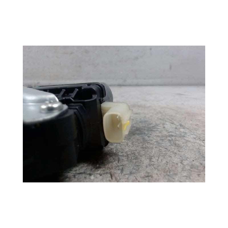 MECANISME+MOTEUR LEVE-GLACE AVANT DROIT NISSAN MICRA 2009-