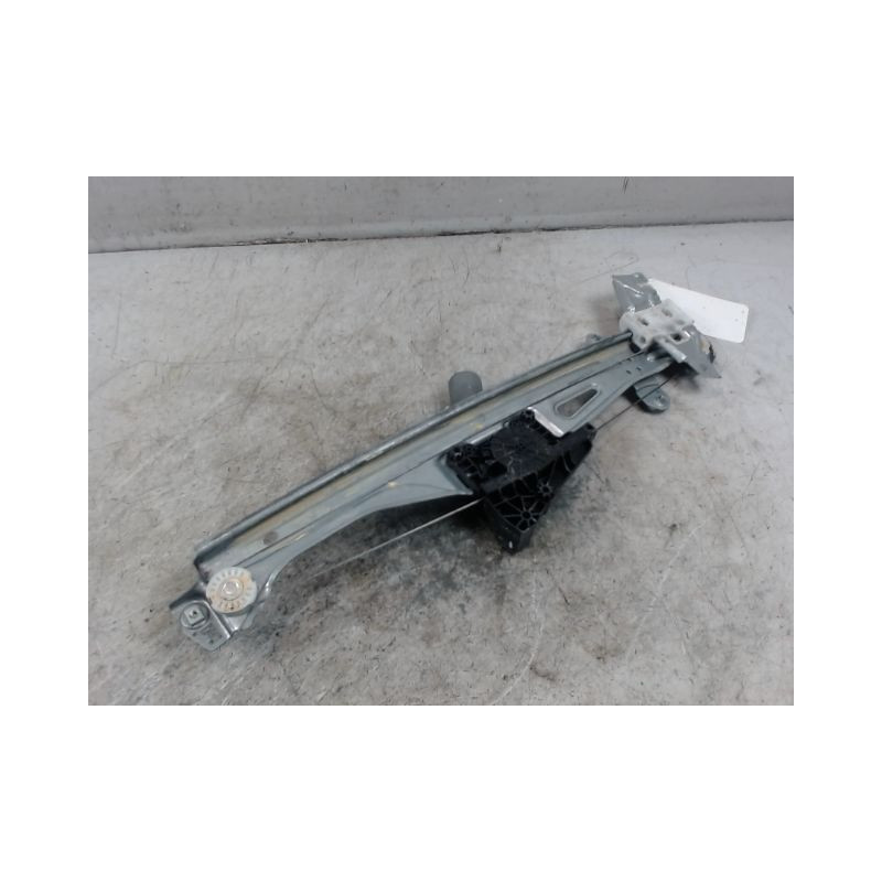 MECANISME+MOTEUR LEVE-GLACE AVANT DROIT SUZUKI SX4