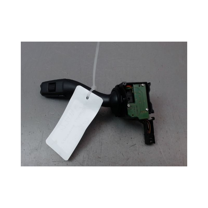 COMMANDE ESSUIE GLACE AUDI A3 SPORTBACK II Phase 1 (8P) 2004-2008