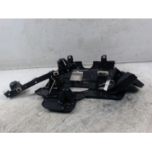 SUPPORT DROIT PARE-CHOC ARRIERE  RENAULT MEGANE