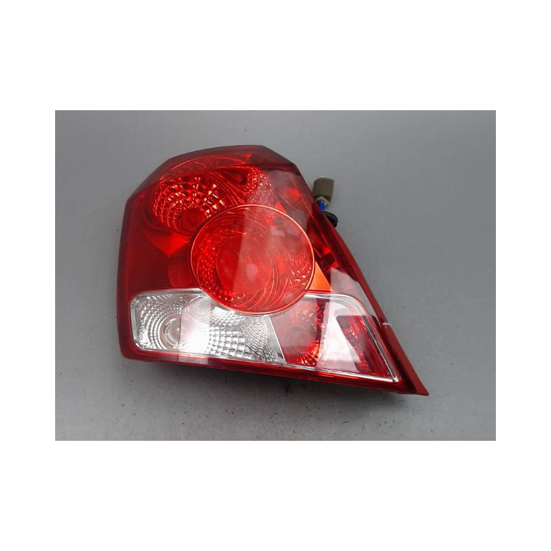 FEU ARRIERE GAUCHE  CHEVROLET KALOS 2005-2008